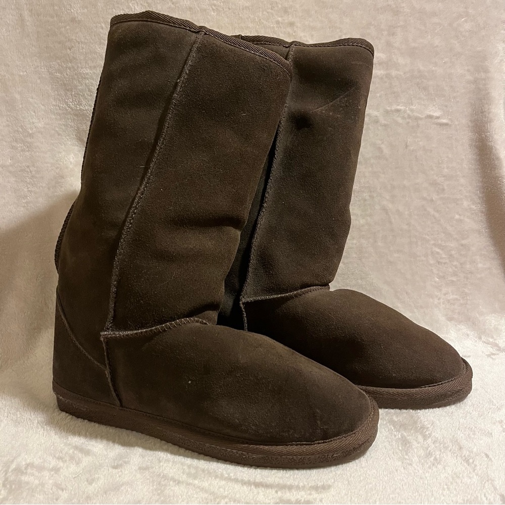 NWOT Alpine Design women’s upper leather boots size 8W